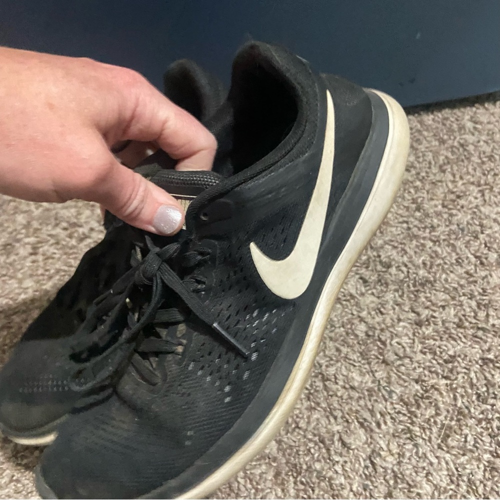 Nike Black and White Athletic Shoes